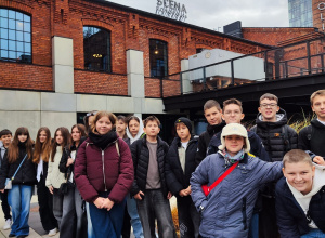Klasy siódme w Teatrze Scena Monopolis