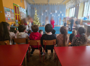 Wizyta klasy 1c w przedszkolu