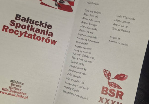 Na zdjęciu folder z programem konkursu